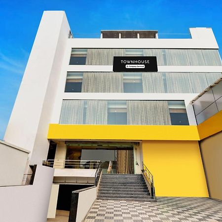 Townhouse Pendurthi Visakhapatnam Hotel Sabbavaram Exterior photo
